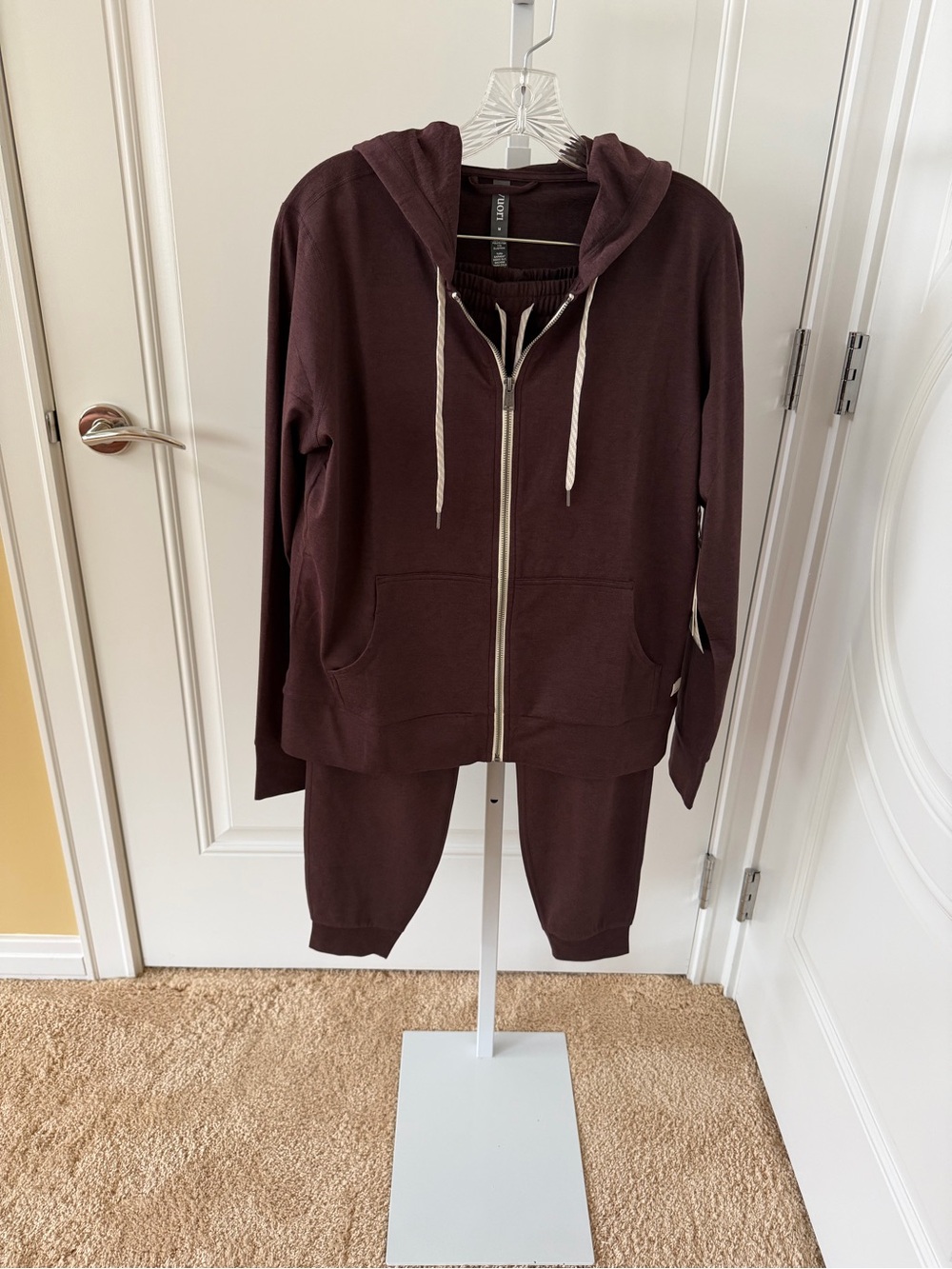 Vuori Cozy Zip-Up Hoodie & Jogger Set in Deep Brown